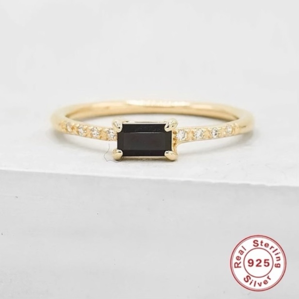 18k Yellow Gold Plated Sterling Silver Black and White Zircon Diamond Ring!